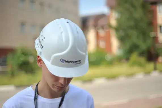 Marvelmind Helmet for indoor people tracking